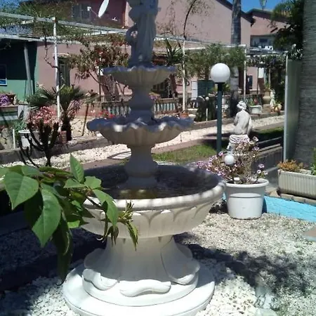 Maison Arci Holiday home *