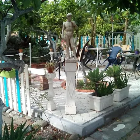 Holiday home Maison Arci