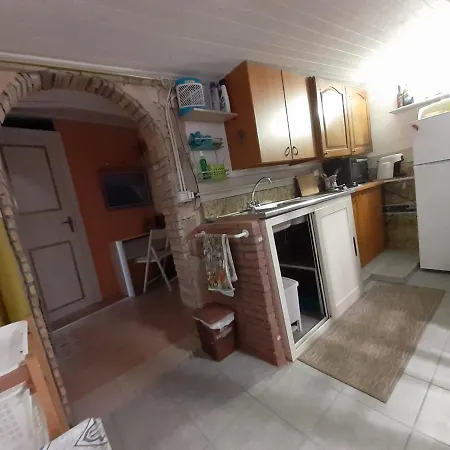 Holiday home Maison Arci